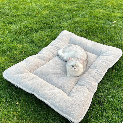 Pet Bed, Soft Plush Cat Bed, Pet Sleeping Mat, Outdoor Essential Items for Pets, Pet Accessories
