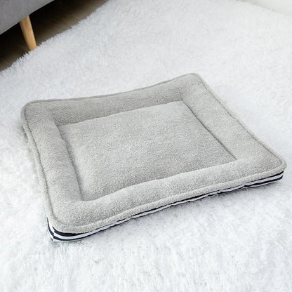 Pet Bed, Soft Plush Cat Bed, Pet Sleeping Mat, Outdoor Essential Items for Pets, Pet Accessories
